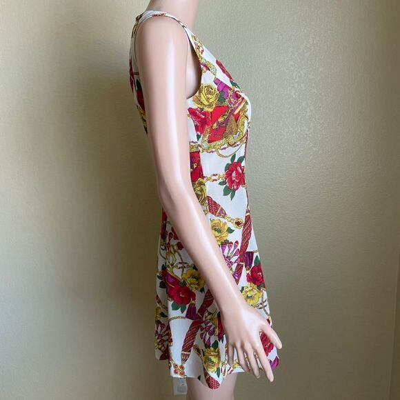 Erote Floral Chain Mini Dress Size Small - Picture 3 of 8